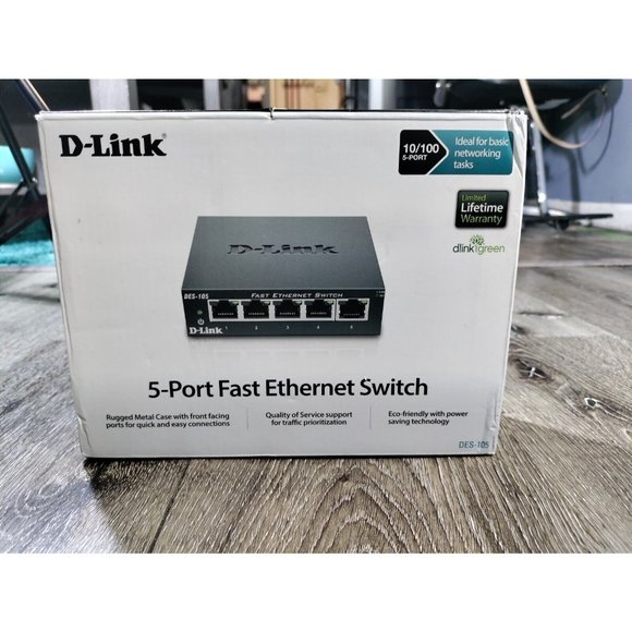 D-Link DES-105 5 Port Fast Ethernet Desktop Switch 10/100 RJ45 200 Mbps - Picture 2 of 5